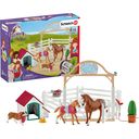 42458 - Horse Club - Hannah's Guest Horses with Ruby the Dog - 1 item