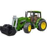 02052 John Deere 6920 s sprednjim nakladalnikom