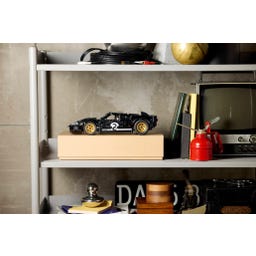 Technic - 42223 1966 Ford GT40 MKII dirkalnik