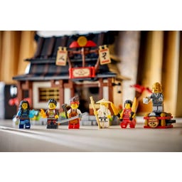 Ninjago - 71858 15. obletnica – Kovačnica štirih orožij
