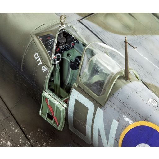 Revell Spitfire Mk.IXC - 1 item