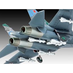 Revell Su-27 Flanker - 1 item