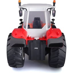 Traktor Massey Ferguson 5S.145 s snežnim plugom (2,4 GHz) - 1 k.