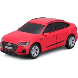 Audi E-tron Sportback (2,4 GHz) USB, 11 cm - 1 k.