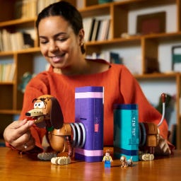 Disney Pixar 43301 Toy Story: Slinky-Buchstütze