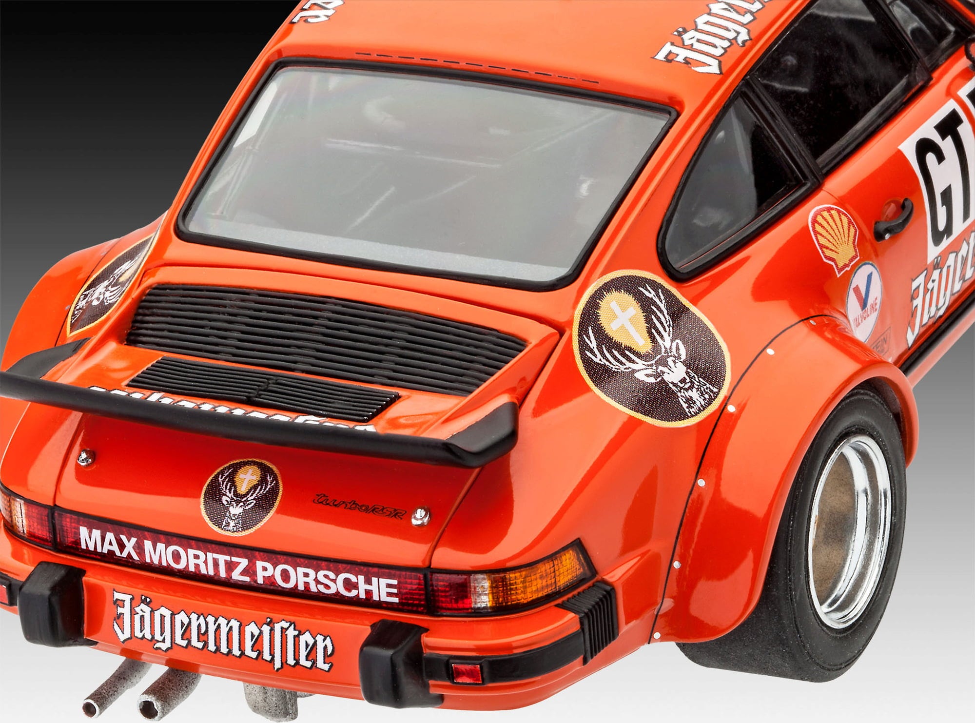 Revell Porsche 934 RSR 
