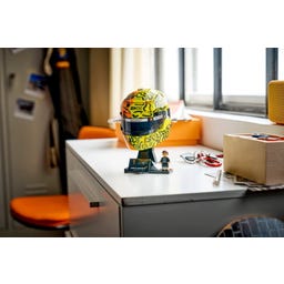 Special Edition 43023 McLaren Mastercard F1® Team Lando Norris' Helmet - 1 item