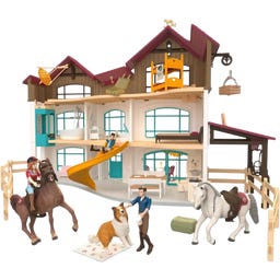 42785 - Horse Club - Lakeside Villa & Paddock - 1 Stk