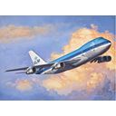 Revell Boeing 747-200 - 1 item