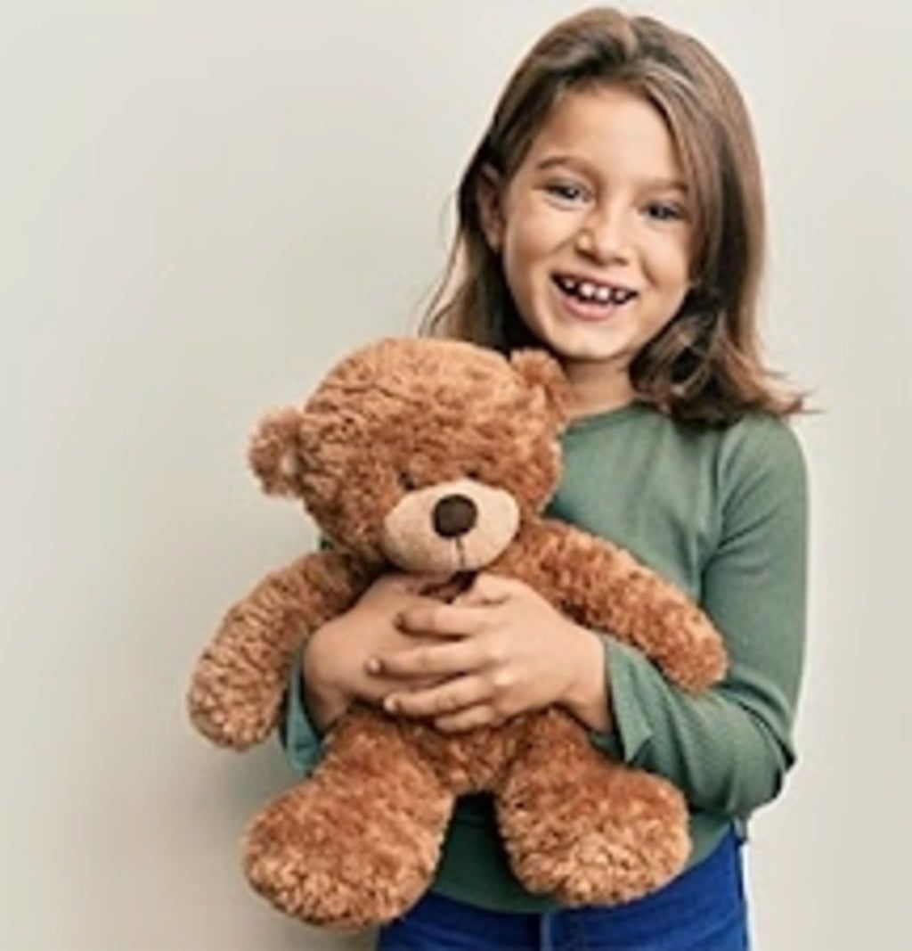 Happiness In Your Arms - Cuddly Toys As Friends For Life