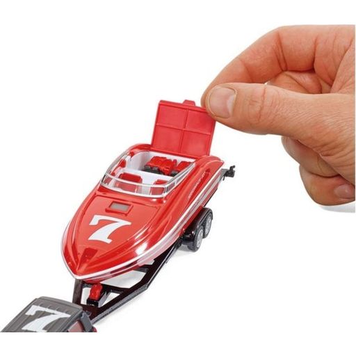Siku Super - Car With Motorboat - 1 item