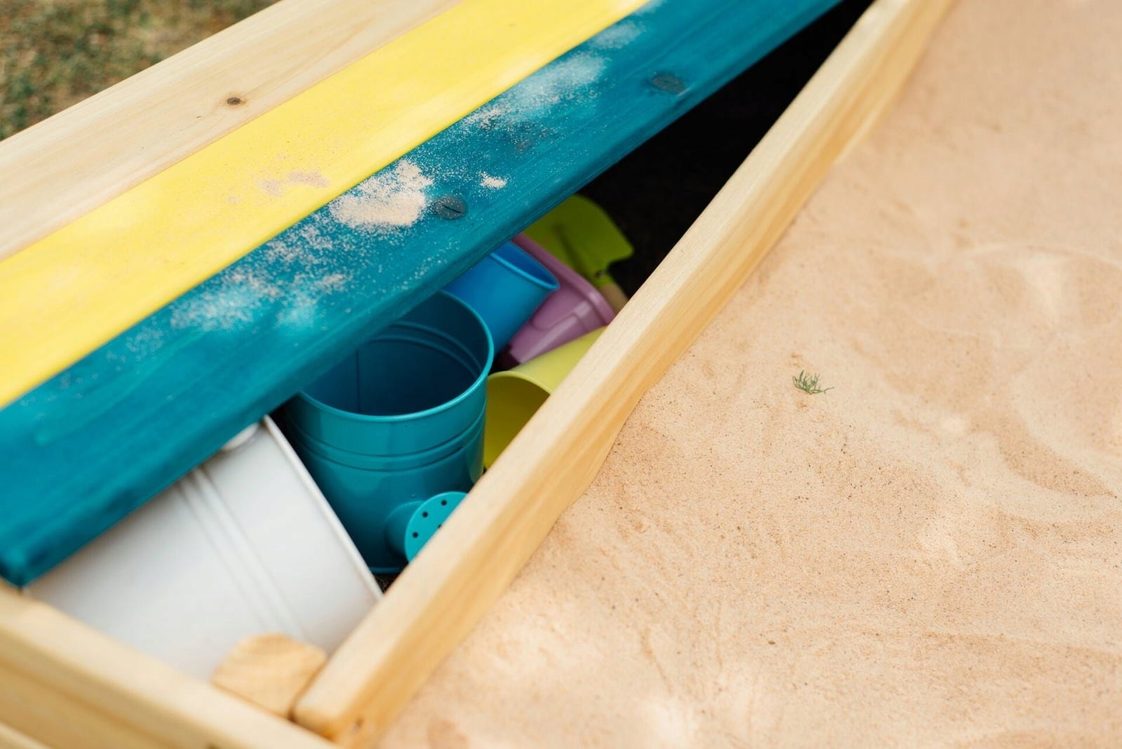 Plum Sandkasten aus Holz mit Aufbewahrungsbox - 1 Stk