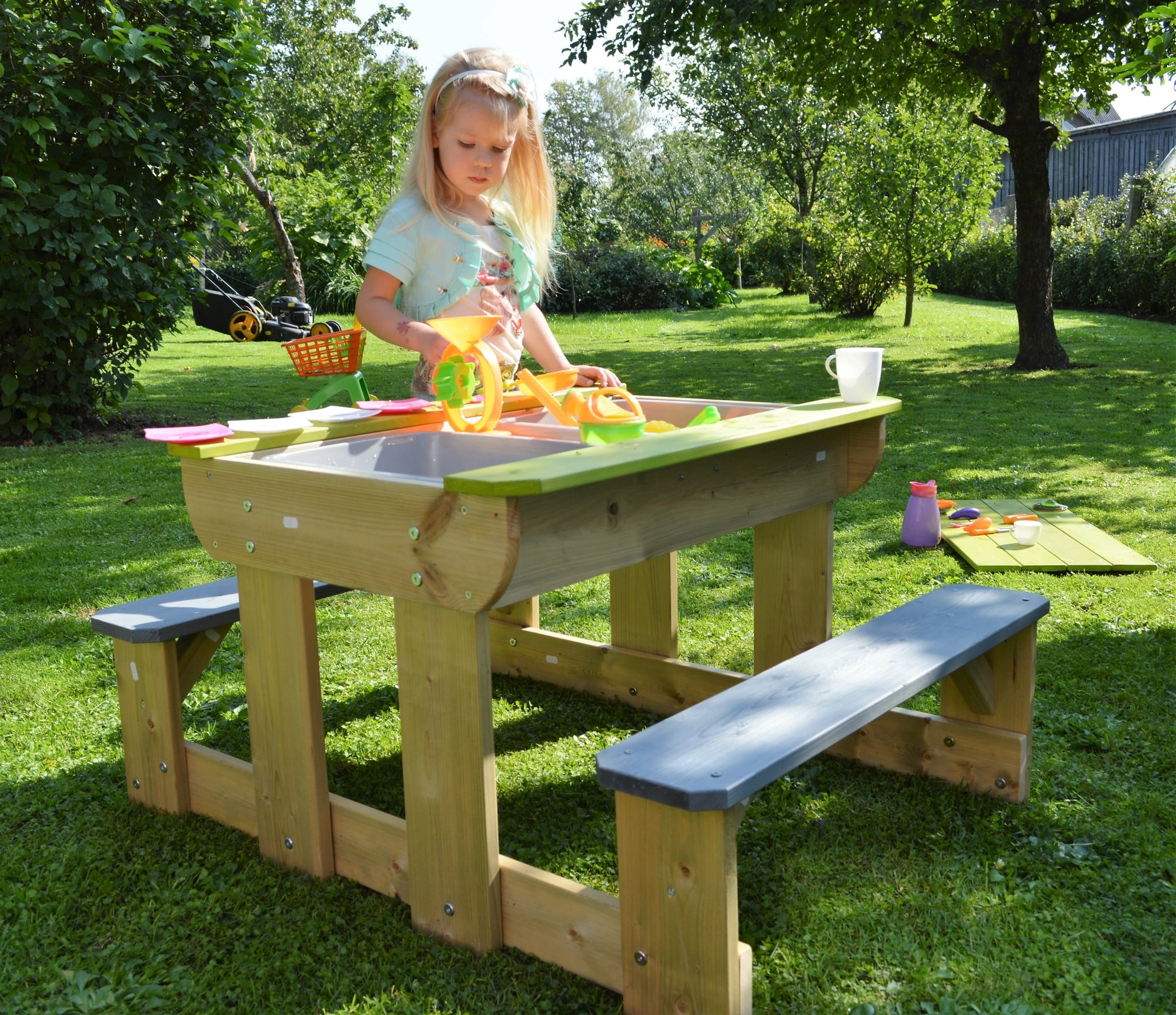 Wendi Toys Sand- & Wassertisch mit 2 Bänken