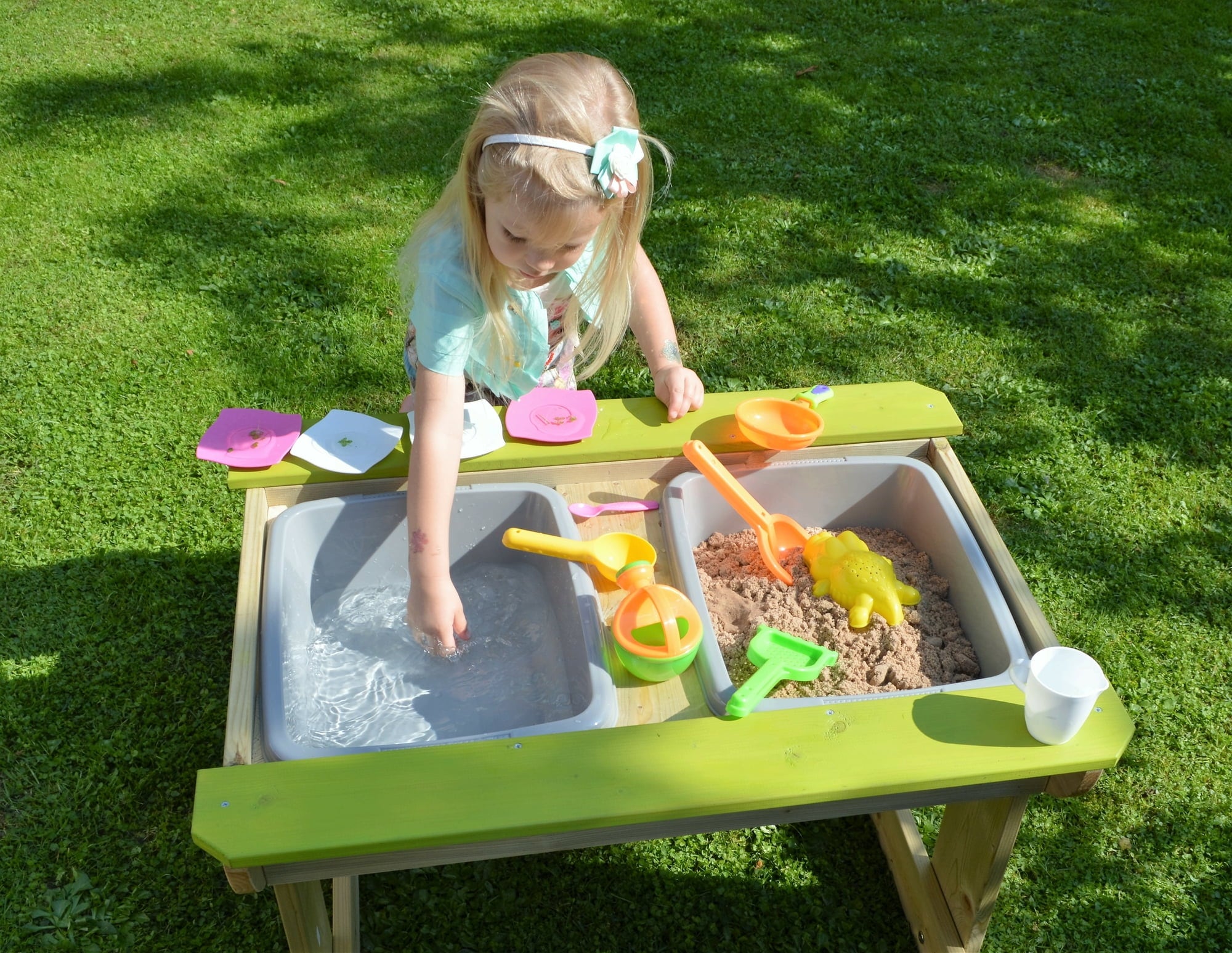 Wendi Toys Sand- & Wassertisch mit 2 Bänken