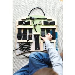 Small Foot Motor Skills Board - Fasteners and Laces