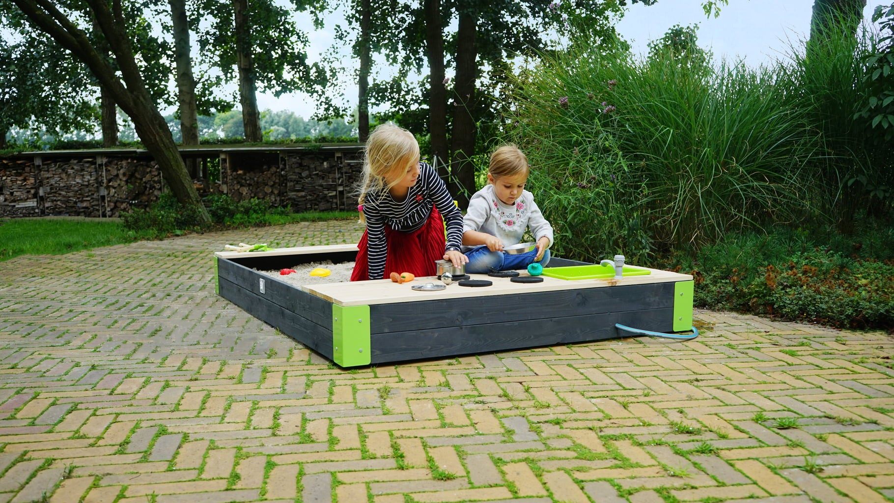 Exit Toys Aksent Holzsandkasten 200x140cm - 1 Stk