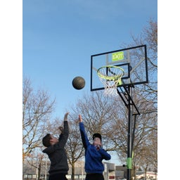 Galaxy versetzbarer Basketballkorb auf Rädern - grün/schwarz