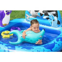 Polar Pals™ Water Play Centre 134 x 131 x 73 cm - 1 item
