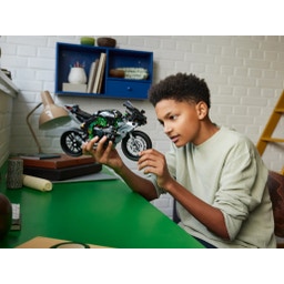 Technic - 42170 Kawasaki Ninja H2R motorbike