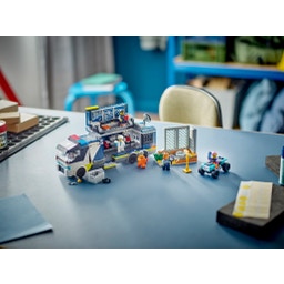 City - 60418 Police truck with laboratory