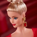 Bambola da collezione esclusiva per l'80° anniversario della Mattel, abito in tulle rosso scintillante, capelli biondi