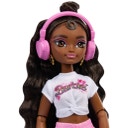 Dream Besties Barbie Brooklyn, bambola di moda con pattini a rotelle